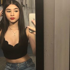 Meet your Posher, Ashley